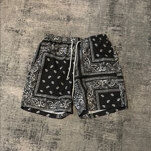 Men’s bandanna shorts medium